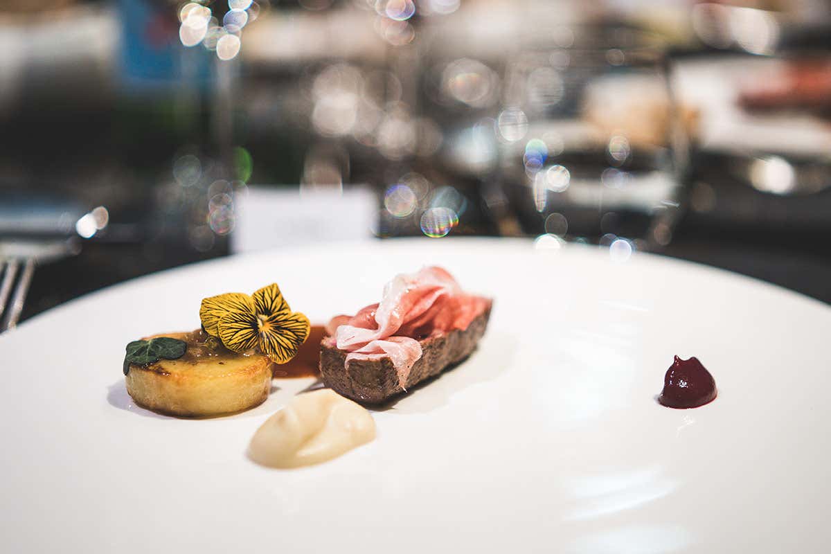 Prosciutto di Carpegna DOP e alta cucina: l’incontro firmato dai fratelli Capitaneo Prosciutto di Carpegna DOP e alta cucina: l’incontro firmato dai fratelli Capitaneo