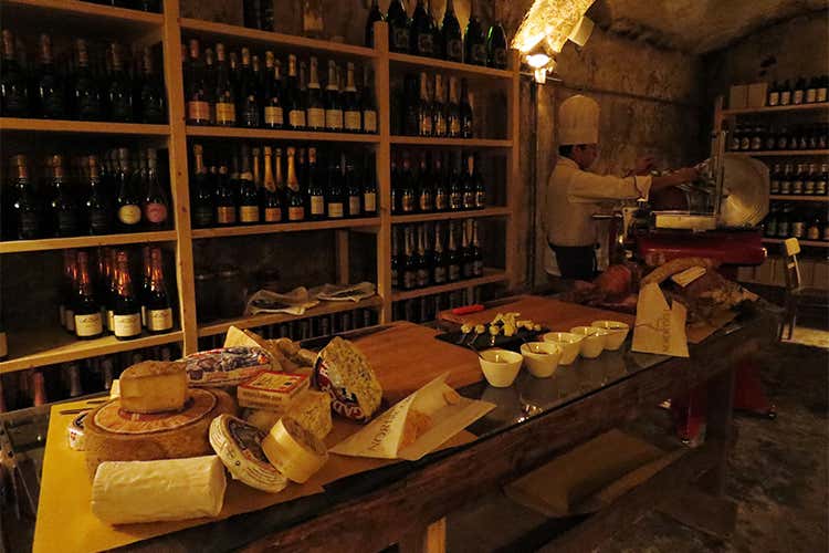 Carni pregiate e formaggi d'alpeggio a Nordic Grill, tipica steakhouse a Milano Carni pregiate e formaggi d'alpeggio a Nordic Grill, tipica steakhouse a Milano