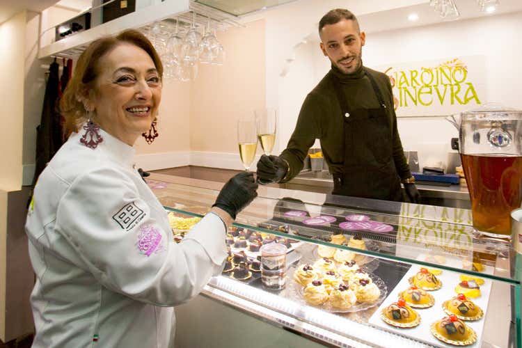 (A Caserta il Giardino di Ginevra La location che mancava alla citt&agrave;)