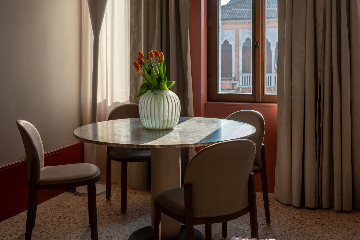 A Venezia un palazzo del ’600 diventa un nuovo hotel di lusso firmato Elizabeth Group A Venezia un palazzo del ’600 diventa un nuovo hotel di lusso firmato Elizabeth Group