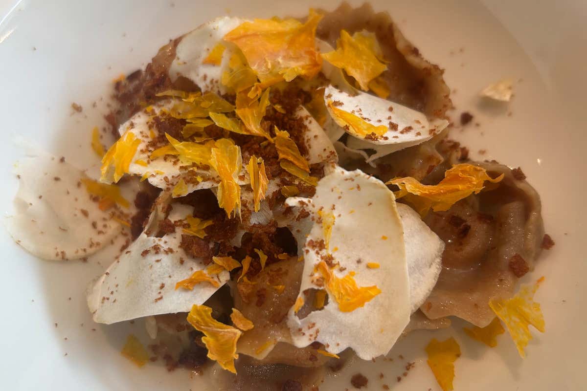 Raffaele De Martino: il cuoco napoletano che racconta l’Emilia Romagna d’autunno Raffaele De Martino: il cuoco napoletano che racconta l’Emilia Romagna d’autunno