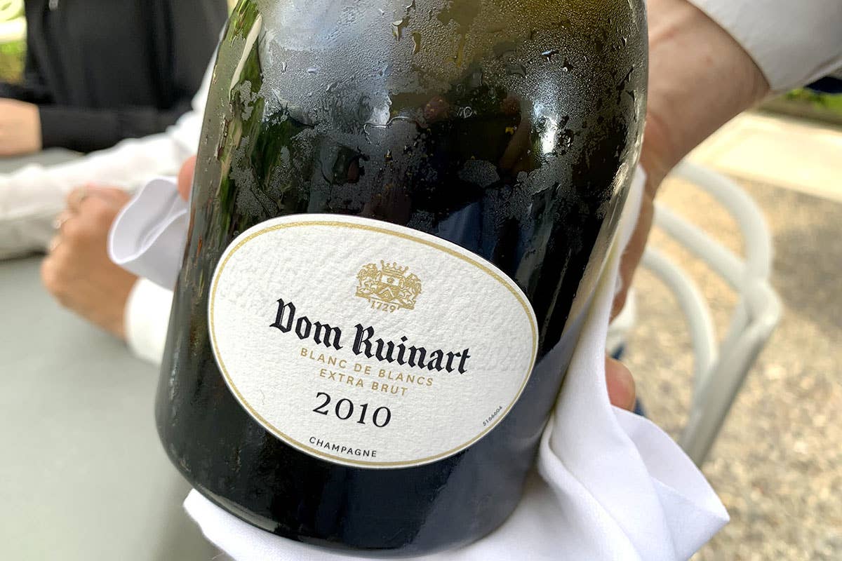 Champagne Maison Ruinart: un viaggio tra arte, sapori e sostenibilità 