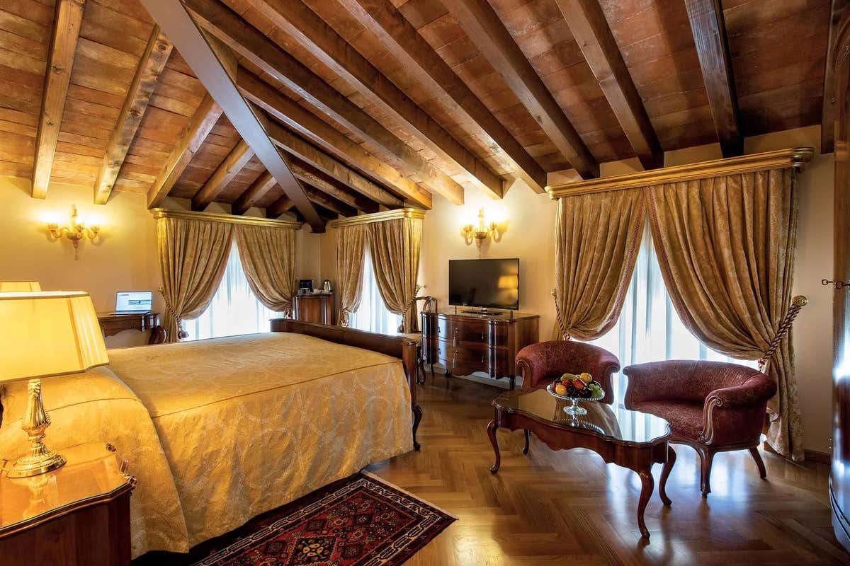 Brescia accende i motori con la Mille Miglia e accelera tra gusto e cultura Brescia accende i motori con la Mille Miglia e accelera tra gusto e cultura