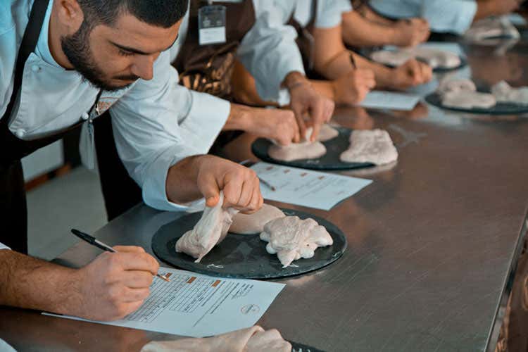 (Elementi, a Milano la finale per decretare il miglior pizzaiolo d'Italia) (Elementi, a Milano la finale per decretare il miglior pizzaiolo d'Italia)