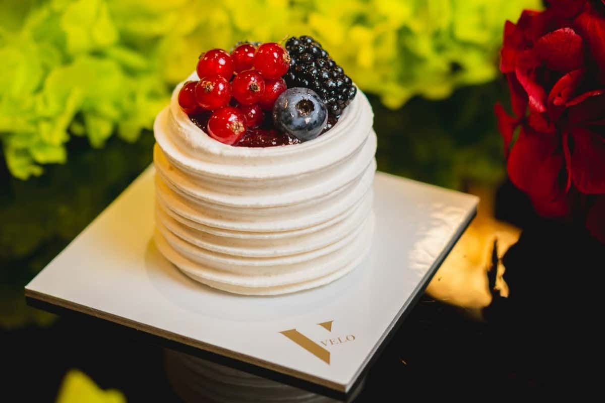 Dalle monoporzioni ai cioccolatini: la pasticceria di Andrea Cingottini Dalle monoporzioni ai cioccolatini: la pasticceria di Andrea Cingottini