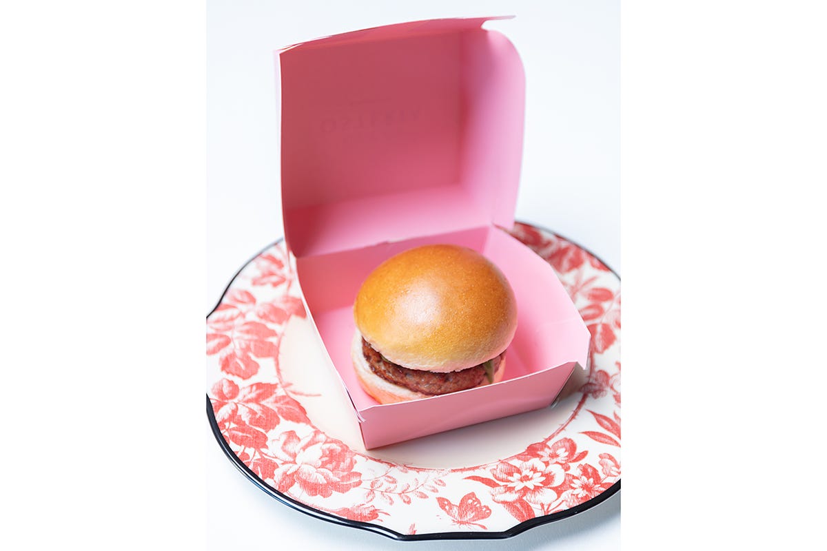 Emilian Burger Poker per Gucci Osteria: Massimo Bottura arriva a Seul