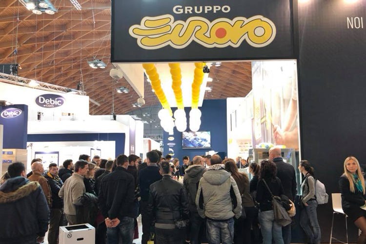 (Eurovo rinnova il food service Ai professionisti ampia gamma di prodotti)