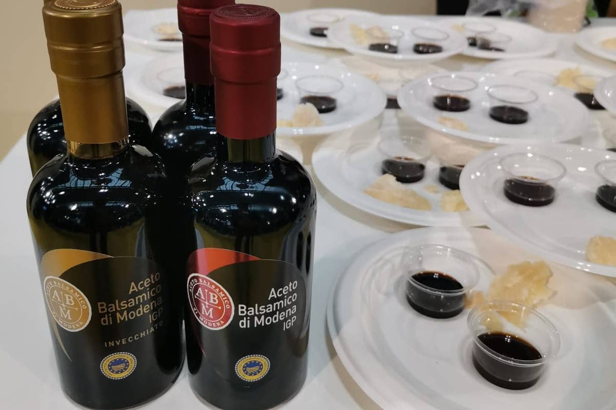 Aceto Balsamico di Modena: il futuro si gioca tra sostenibilità e autenticità