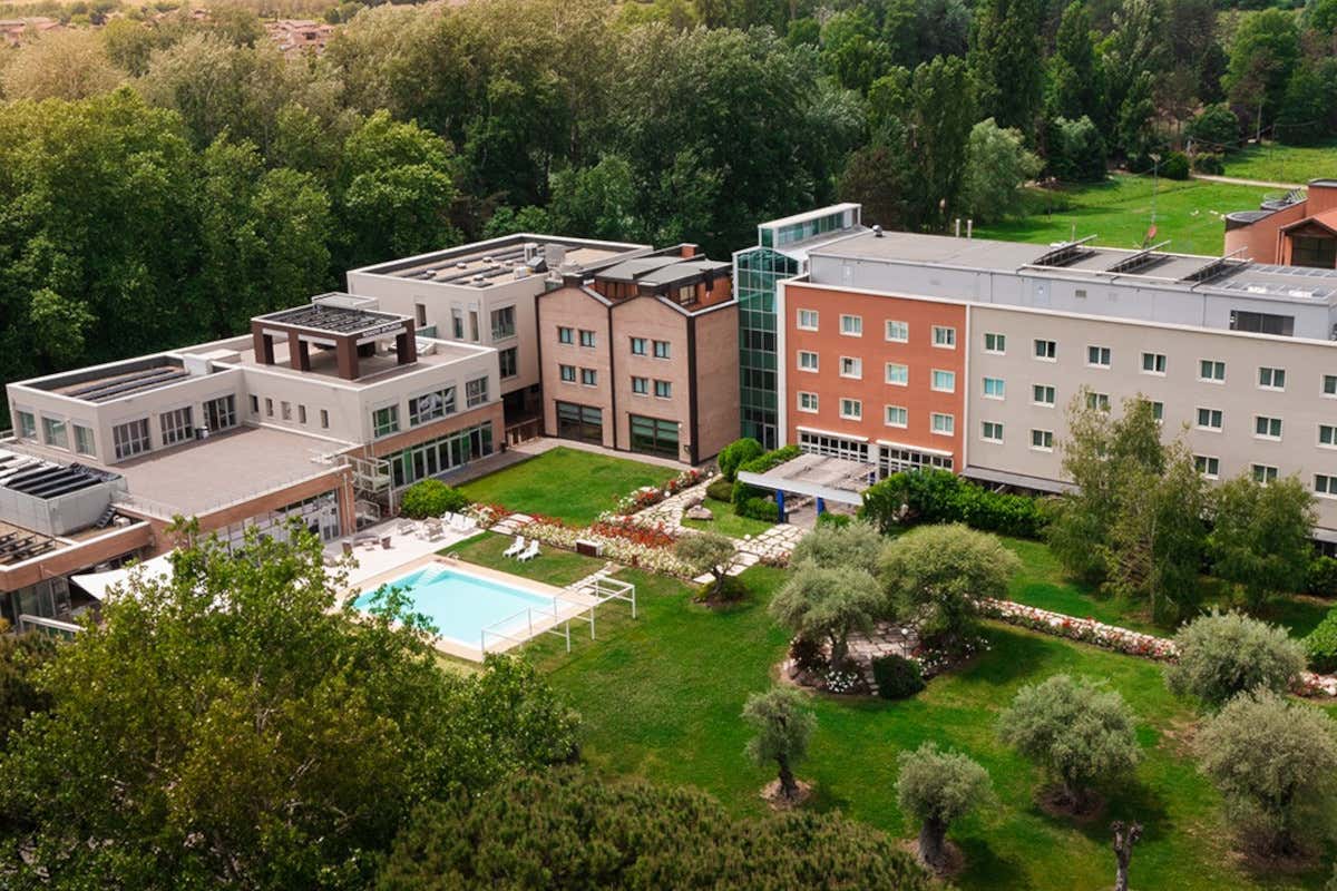 Raffaele De Martino: il cuoco napoletano che racconta l’Emilia Romagna d’autunno Raffaele De Martino: il cuoco napoletano che racconta l’Emilia Romagna d’autunno