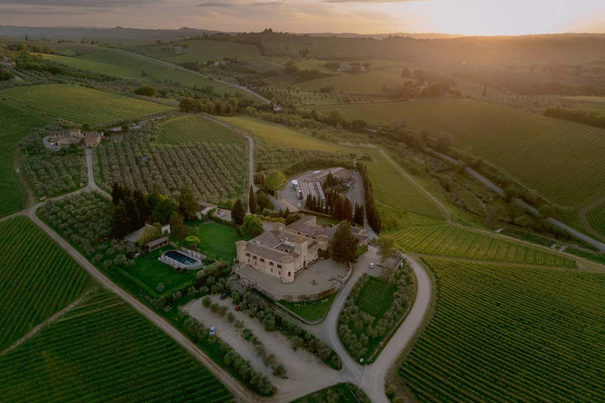 Ecco come un’antica fortezza medievale è diventata un modello di enoturismo nel Chianti Ecco come un’antica fortezza medievale è diventata un modello di enoturismo nel Chianti