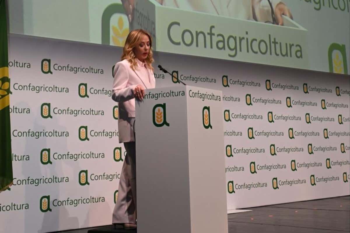 Meloni: «Viviamo in tempi imprevedibili e l’agricoltura rappresenta una certezza» 