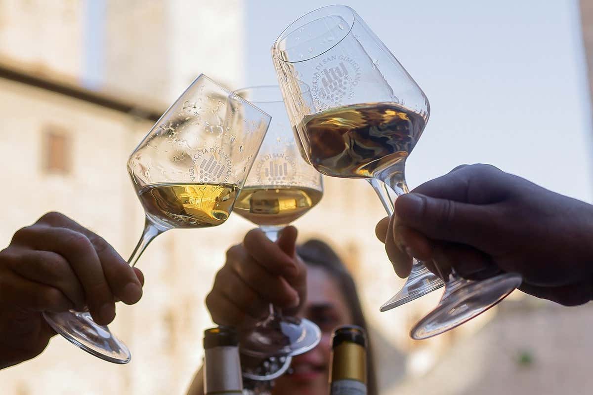La Vernaccia compie 750 anni: il vino citato da Dante celebra anche i 60 anni della Doc