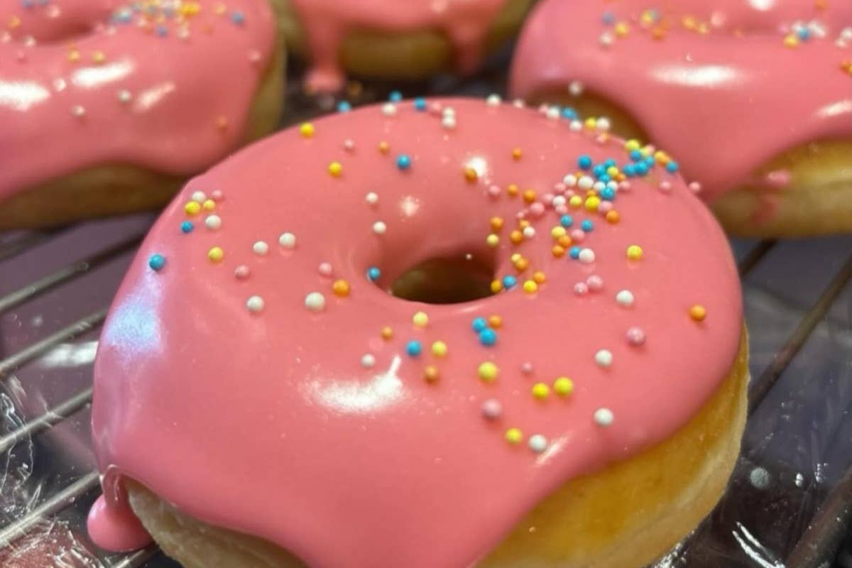 Dreams Donuts a Oriocenter: il paradiso delle ciambelle che farebbe impazzire Homer Simpson