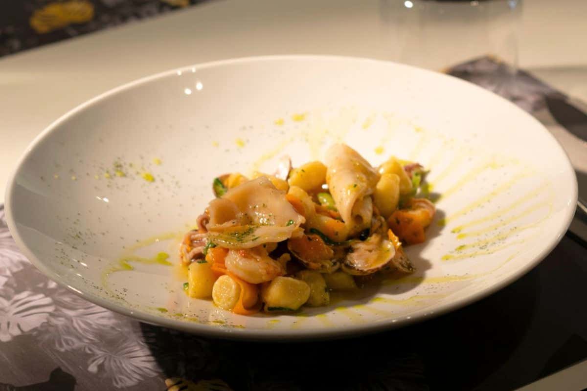 Emilia in rosa: l'11ª tappa del Giro d'Italia tra Viareggio e Castelnovo ne' Monti Emilia in rosa: l'11ª tappa del Giro d'Italia tra Viareggio e Castelnovo ne' Monti