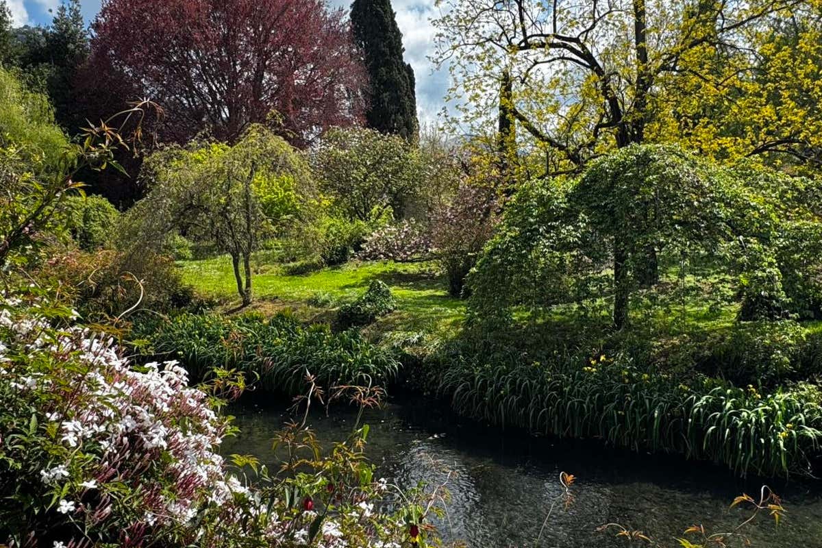 Primavera nei giardini d’Italia: itinerari botanici tra arte, storia e natura Primavera nei giardini d’Italia: itinerari botanici tra arte, storia e natura