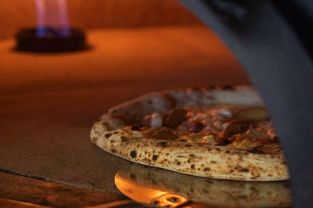 Pasticceria o pizzeria? Lombardi di Maddaloni è due in uno