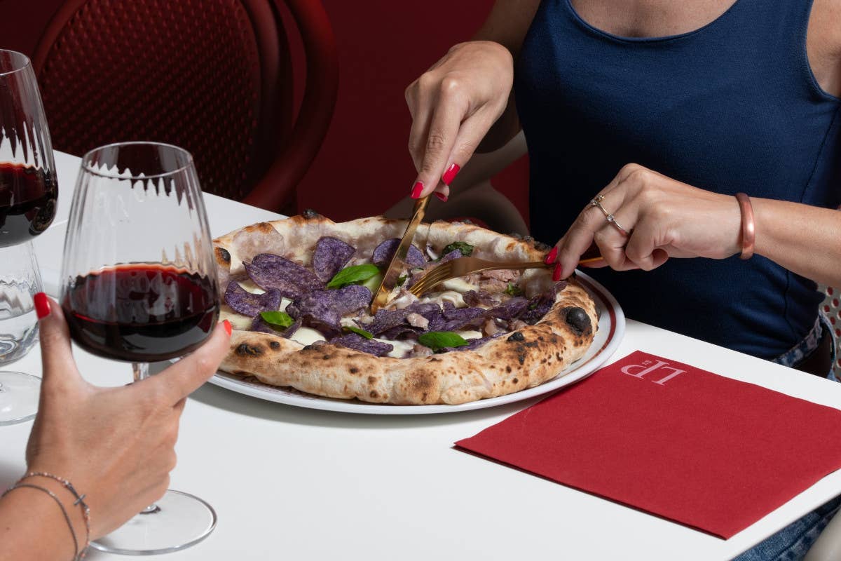 Pasticceria o pizzeria? Lombardi di Maddaloni è due in uno