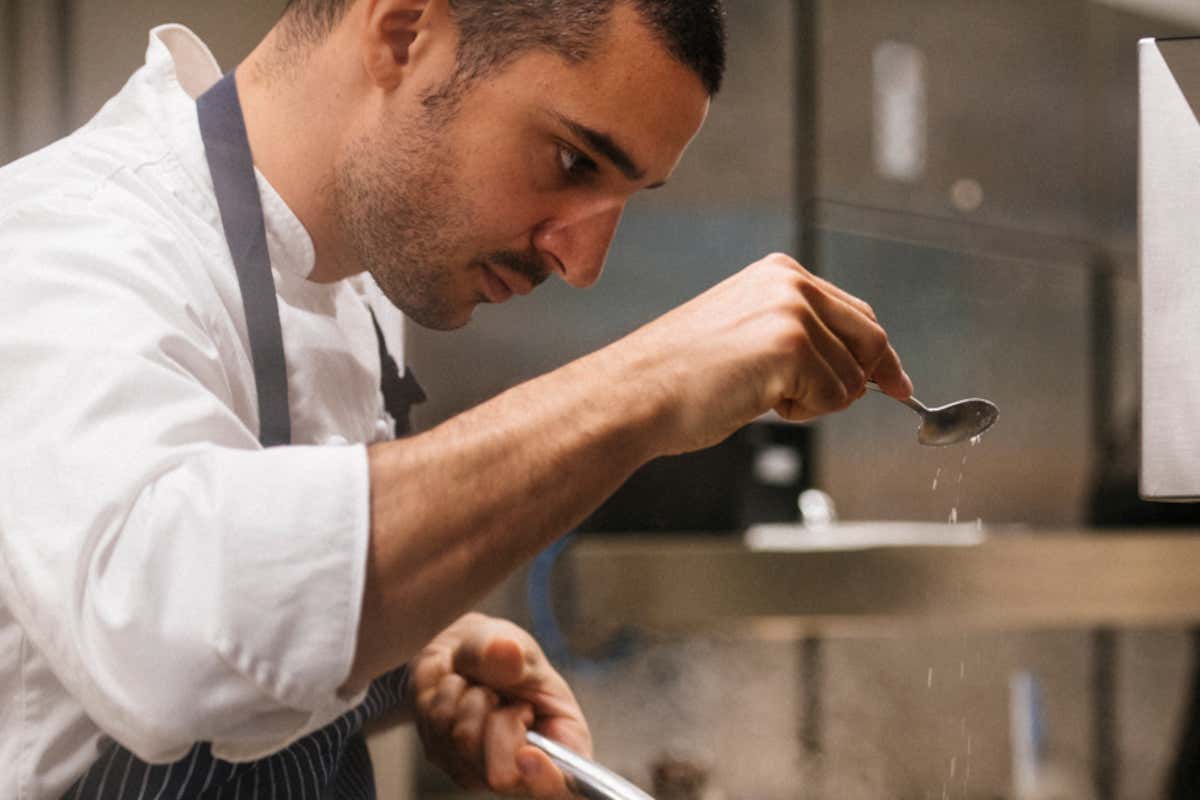 Il bosco nel piatto: come i grandi chef trasformano i funghi in arte Il bosco nel piatto: come i grandi chef trasformano i funghi in arte