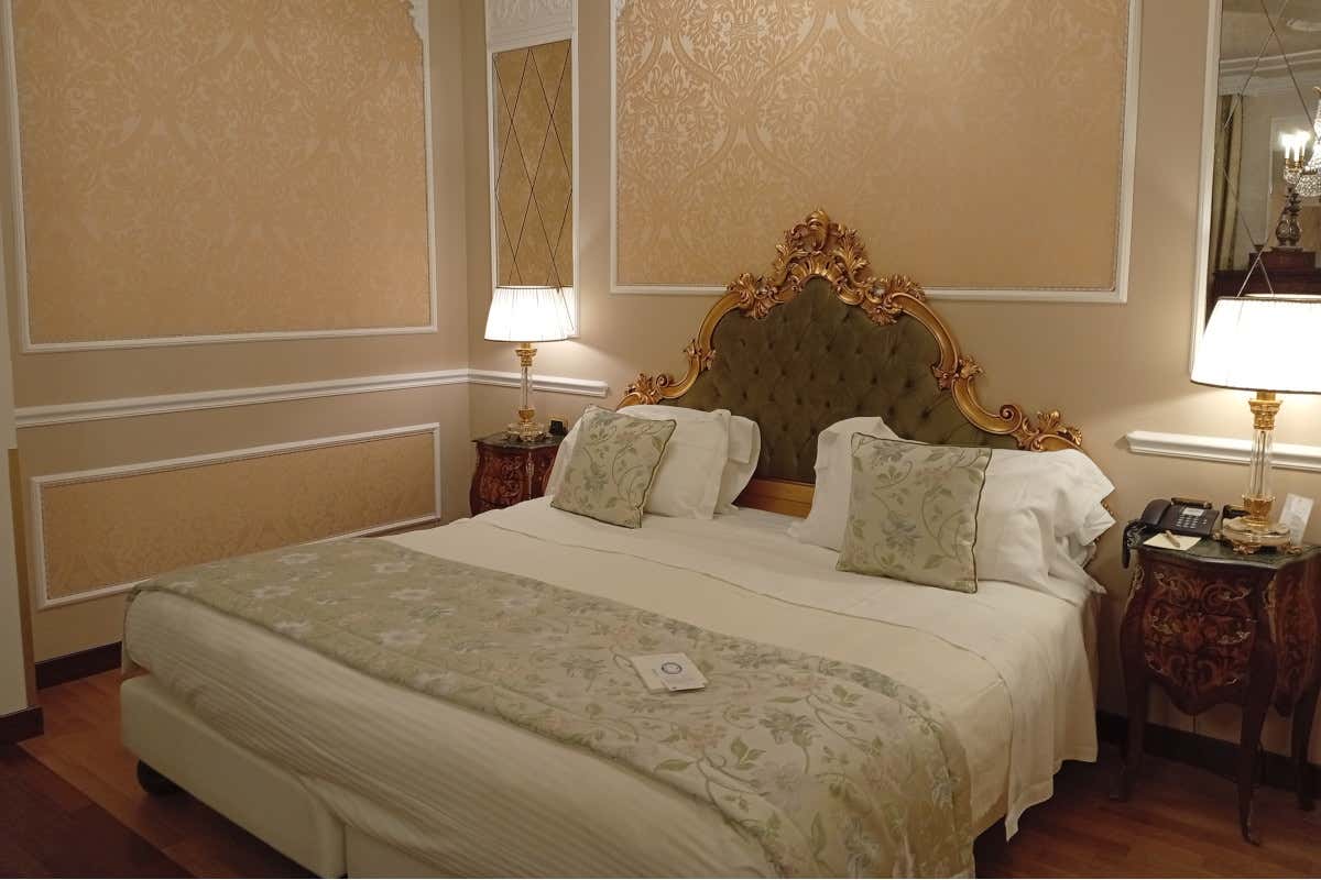 L’hotel nato dalla fusione di tre palazzi storici dove fare colazione con Garibaldi e Cavour