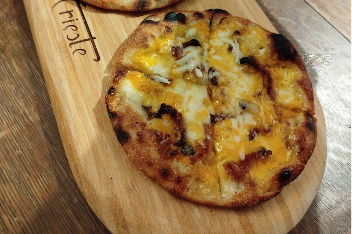 Trieste Pizza: la tradizione abruzzese arriva nel cuore di Bologna