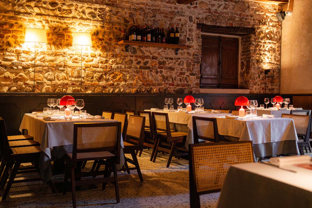 La Pigna riapre a Verona: la storica trattoria torna a vivere grazie ai fratelli Gambaretto La Pigna riapre a Verona: la storica trattoria torna a vivere grazie ai fratelli Gambaretto