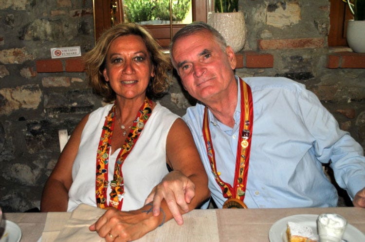 Antonella e Giambattista Arrigoni (Farina Moretti e formaggi Arrigoni premiati dai Cavalieri della Polenta)