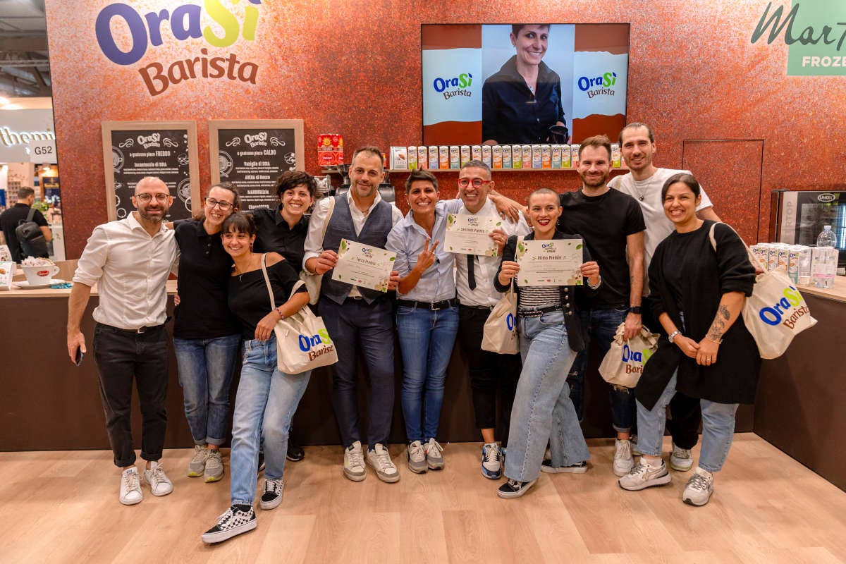 I finalisti del concorso OraSì Barista Awards Unigrà proclamato ad Host il vincitore del concorso Orasì Barista Awards