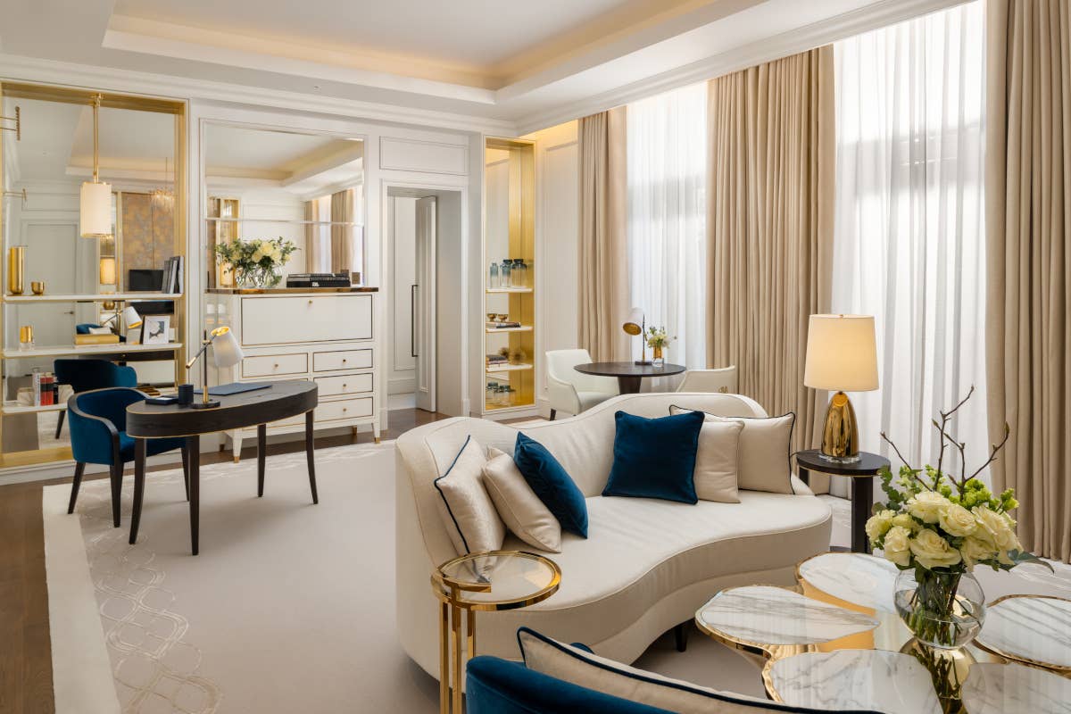 Suite di lusso con vista Bucarest al Corinthia Grand Hotel du Boulevard