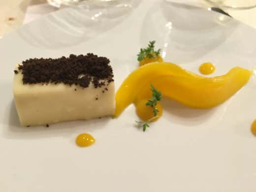 Gorgonzola, cioccolato bianco, mango e Ulidea - Chef Alfio Ghezzi