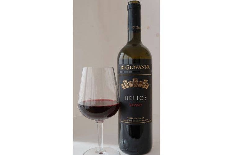 Campo Di Marzo Nero D Avola 2015 Helios 2015 Di Giovanna Corposo Blend Di Nero D Avola E Syrah Italia A Tavola