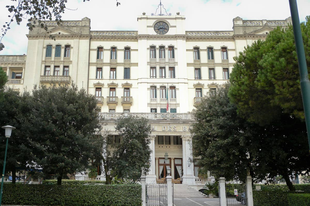 L'Hotel Des Bains  Venduto agli inglesi l'Excelsior di Venezia. L'obiettivo? Rilanciare l'Hotel Des Bains