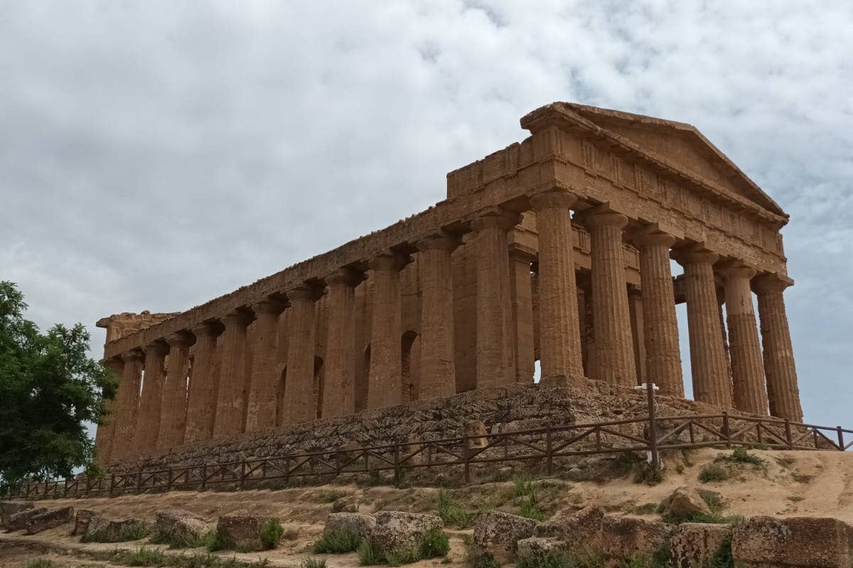 Valle dei Templi, dove grandi vini e sapori si uniscono alla cultura