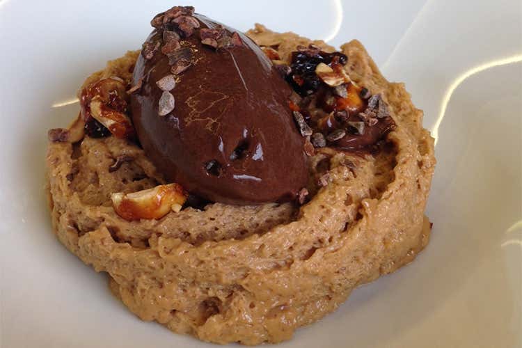 Il menu d'inverno di Matteo Fronduti in tavola al ristorante Manna di Milano