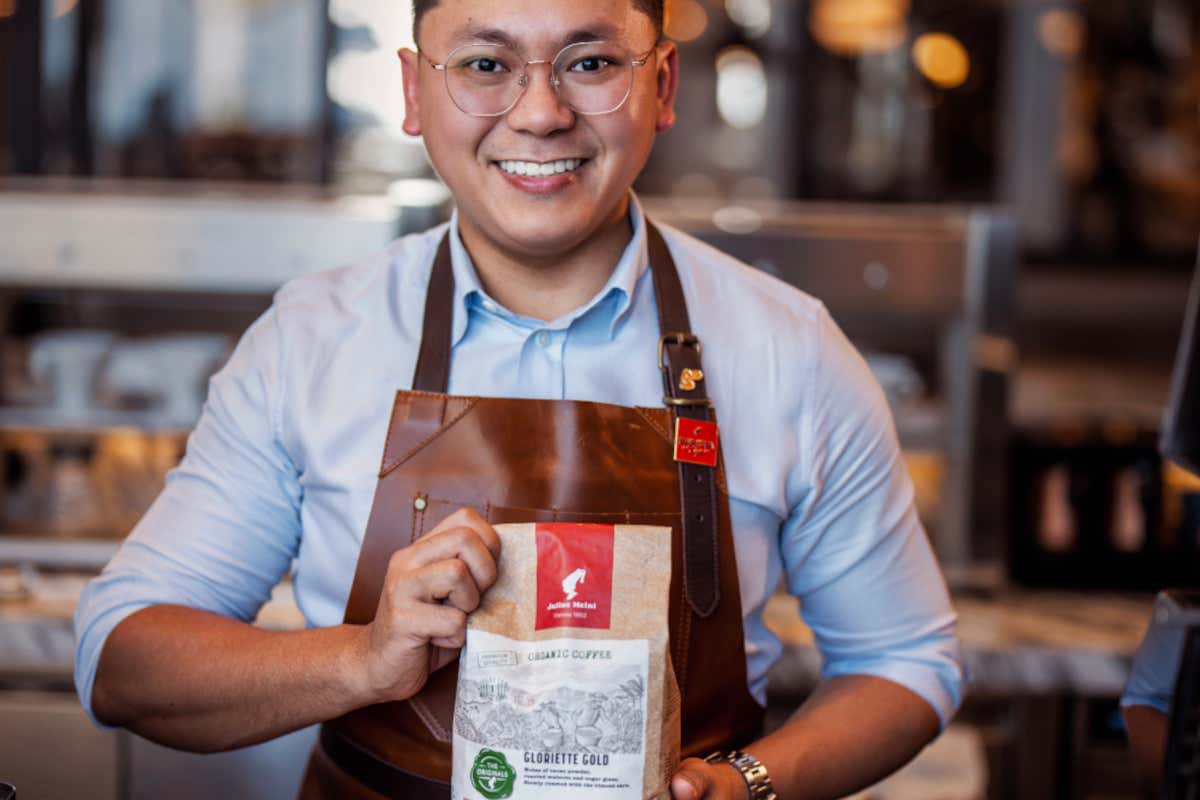 Caffè e pasticceria si incontrano nel Chocolate Almond Latte di Raffy Vajio Caffè e pasticceria si incontrano nel Chocolate Almond Latte di Raffy Vajio