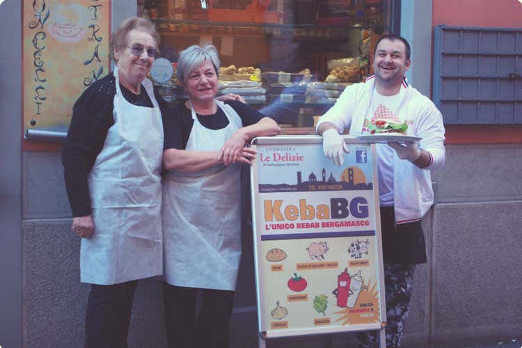 (KebaBg unico kebab bergamasco Spopola con gli ingredienti del territorio)