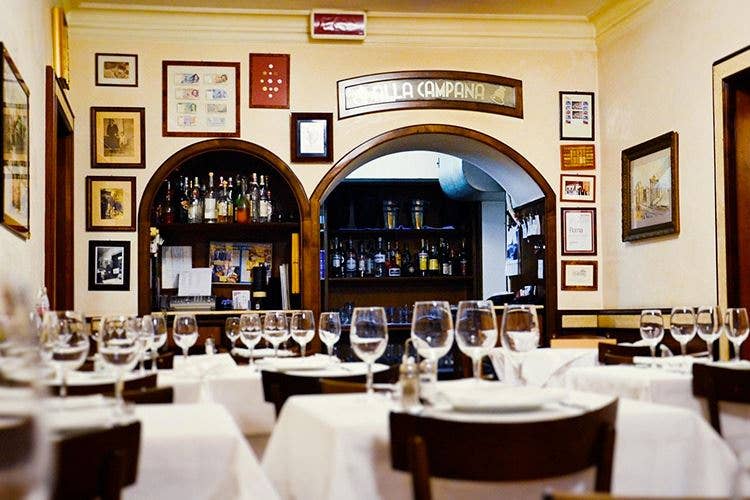 La Campana La Cassa.Roma Il Ristorante La Campana Dopo 500 Anni Forse Non Riaprira Italia A Tavola