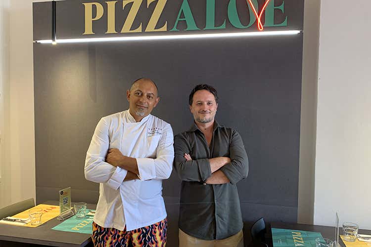 Vincenzo Lettieri e Fabrizio Margarita Napoletana, ma con un’anima di Aloe Vera Vincenzo Lettieri e Fabrizio Margarita Napoletana, ma con un’anima di Aloe Vera