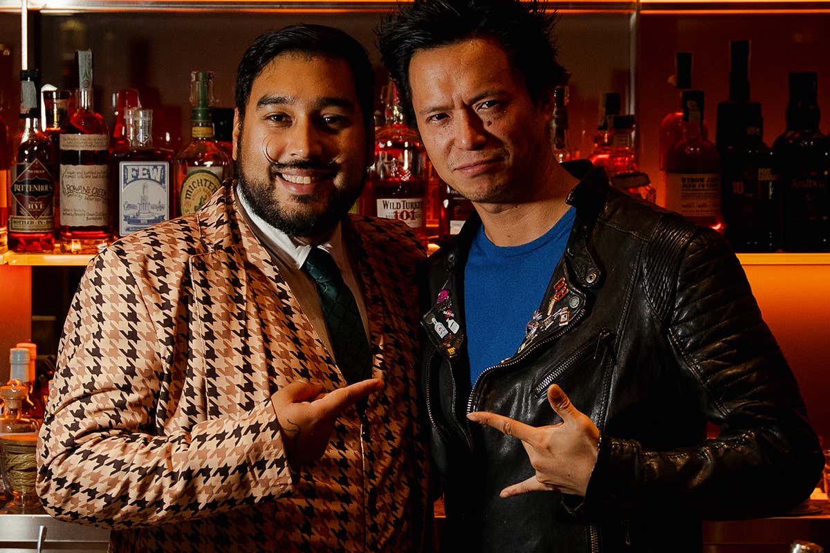 A Milano c’è un cocktail bar che spruzza profumi sui drink A Milano c’è un cocktail bar che spruzza profumi sui drink