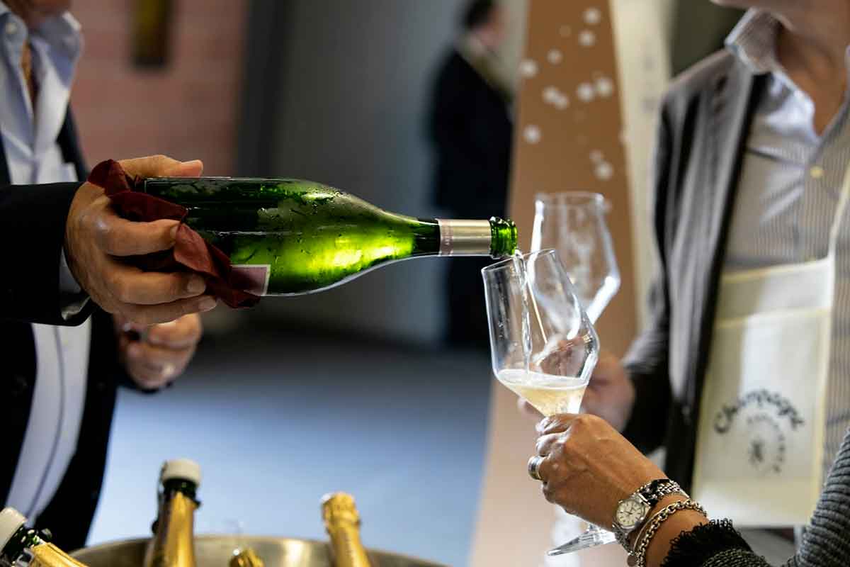 Champagne Experience 2025: oltre 700 etichette in degustazione a Bologna Champagne Experience 2025: oltre 700 etichette in degustazione a Bologna