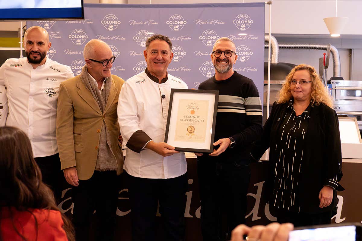 Panettone da Maestro 2025: una logopedista batte tutti e alza la qualità del casalingo Panettone da Maestro 2025: una logopedista batte tutti e alza la qualità del casalingo