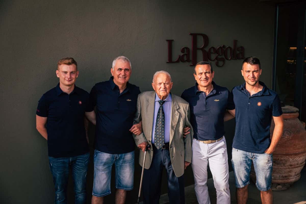 Vini, arte e cultura: la rivoluzione silenziosa de La Regola Vini, arte e cultura: la rivoluzione silenziosa de La Regola