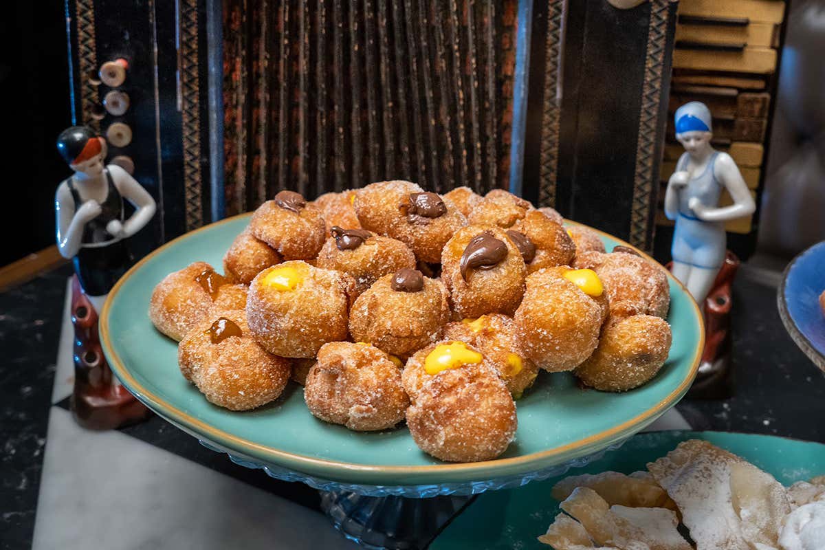 Castagnole di Madeleine A Carnevale ogni dolce vale: ecco le proposte delle pasticcierie di Roma e dintorni