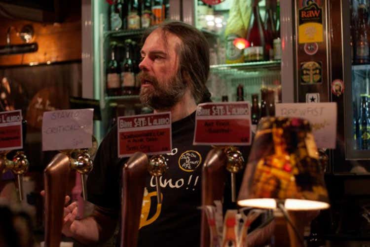 Manuele Colonna (Manuele Colonna, professione publican Anello primario della catena birraria)