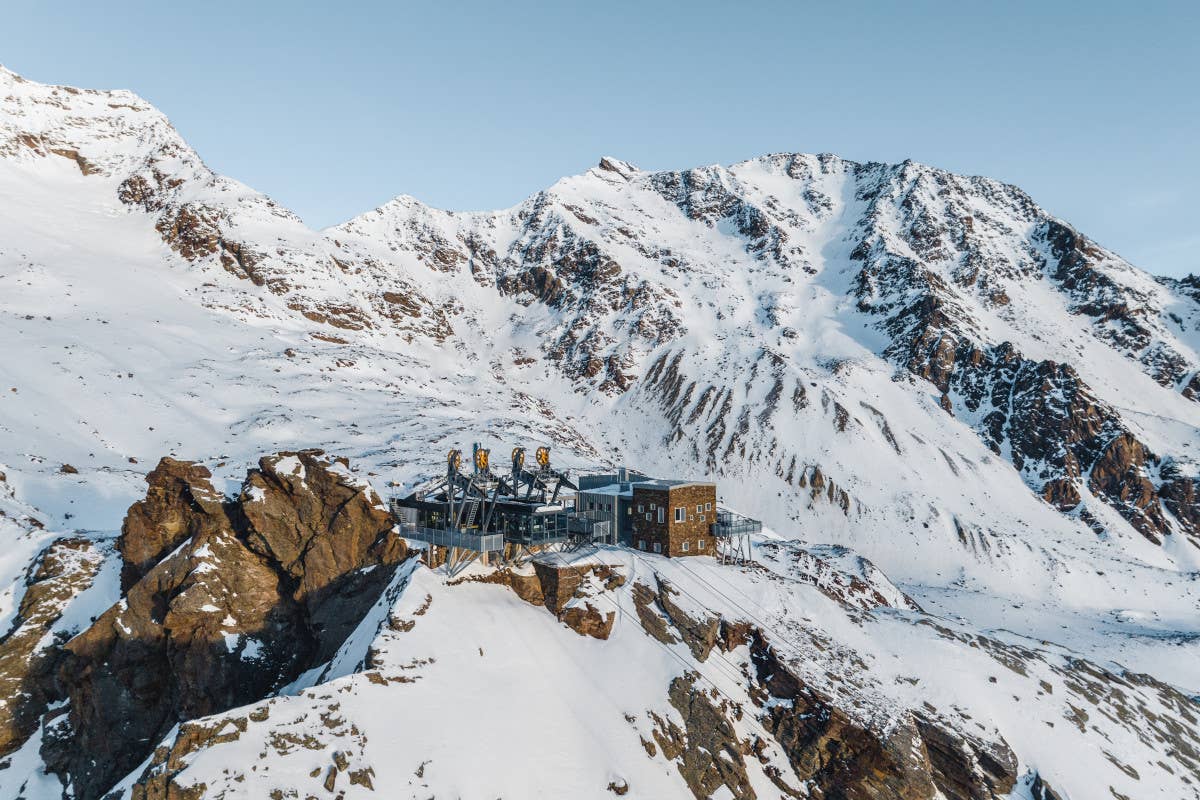 Mythe è il nuovo rifugio in Val della Mite (Tn), costruito a monte della funivia Pejo 3000 (Foto Credit: Giacomo Podetti) 