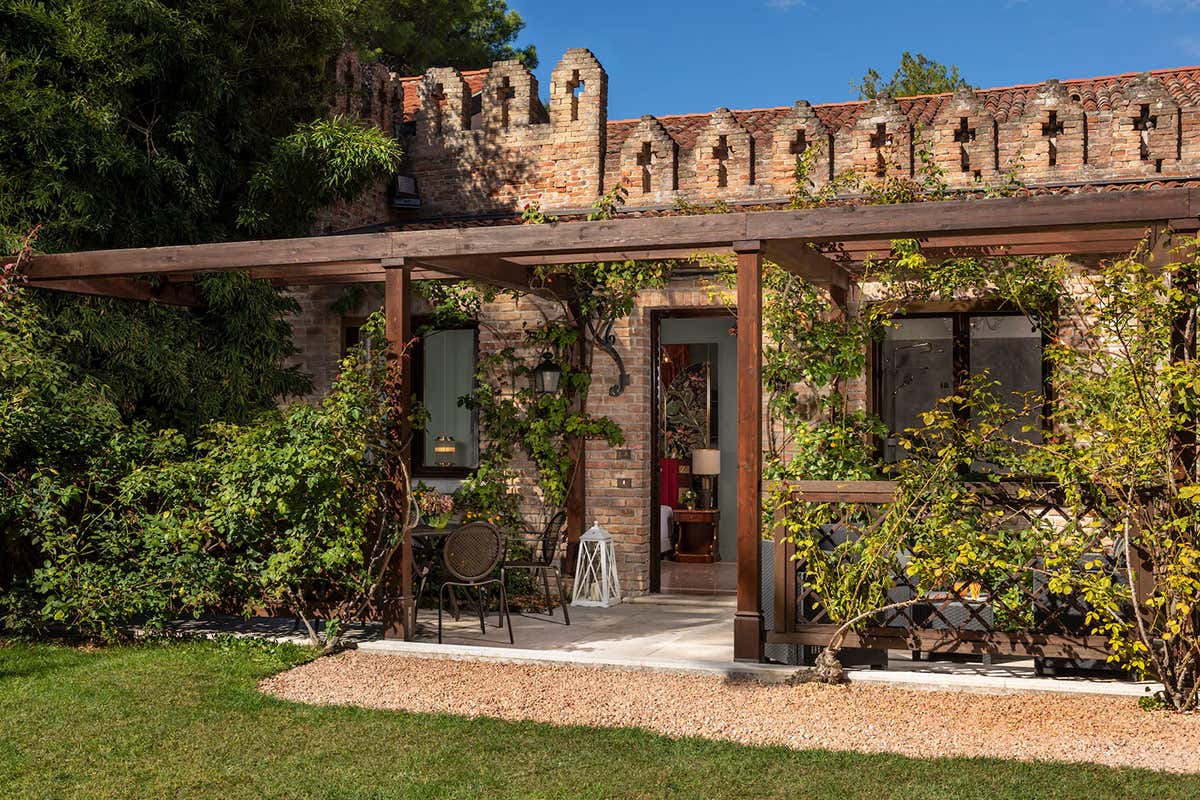 Palazzo dei Dogi, l’hotel nel giardino nobiliare segreto più antico di Venezia Palazzo dei Dogi, l’hotel nel giardino nobiliare segreto più antico di Venezia