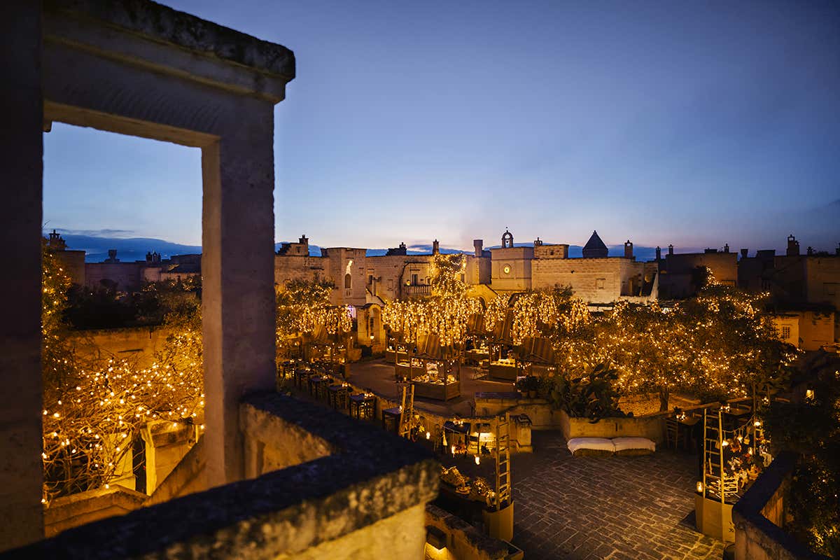 I migliori allestimenti natalizi 2025 degli hotel: Musa Lago di Como I migliori allestimenti natalizi 2025 degli hotel: Musa Lago di Como