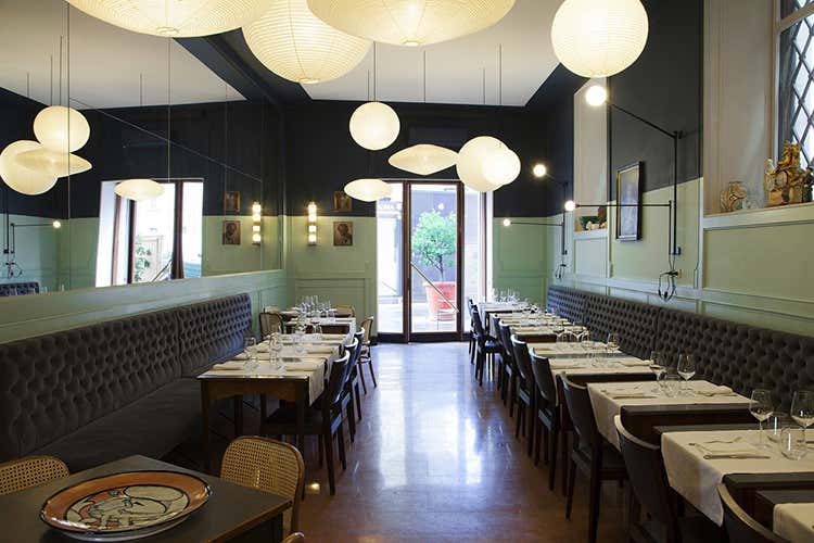 Il nuovo locale (Nuova location per Gusto Ampi spazi, dehor e suggestioni)