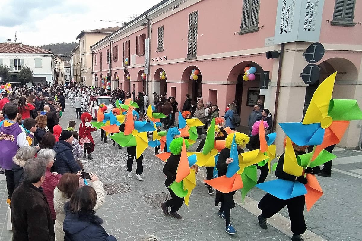 Carnevale al Tartufo: ad Acqualagna una festa di sapori, maschere e tradizione