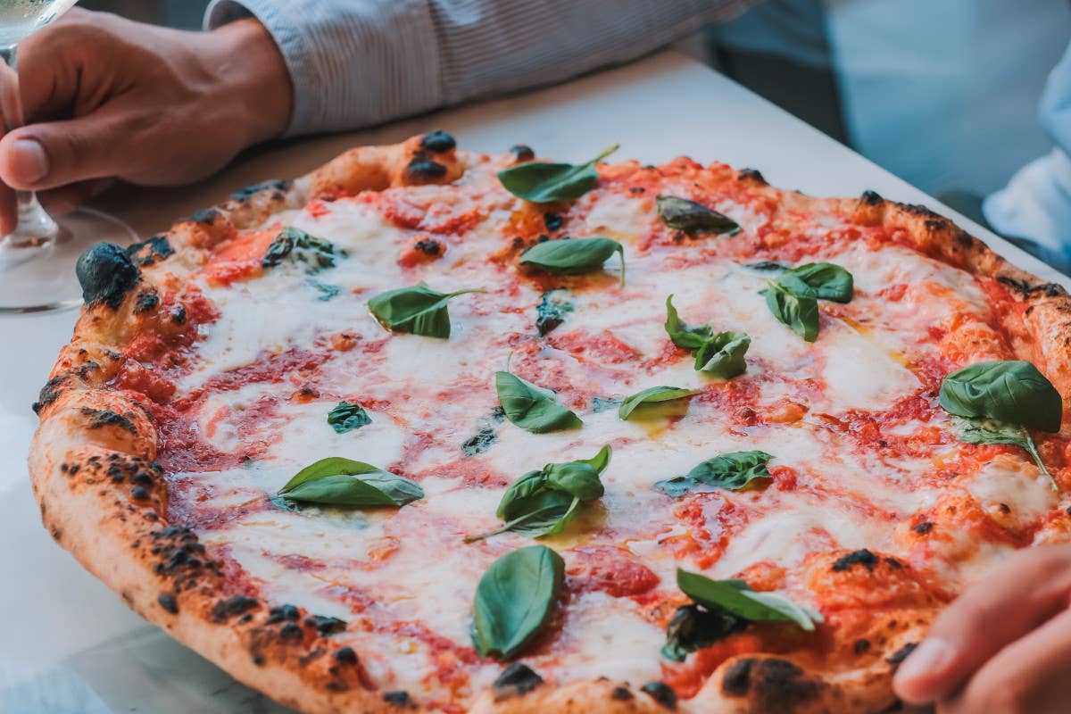 Mangiare a Biga Milano: la pizzeria che fa tendenza senza... seguirla