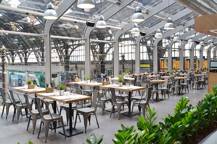 Obicà triplica a Milano Il Mozzarella bar apre anche a Centrale Obicà triplica a Milano Il Mozzarella bar apre anche a Centrale